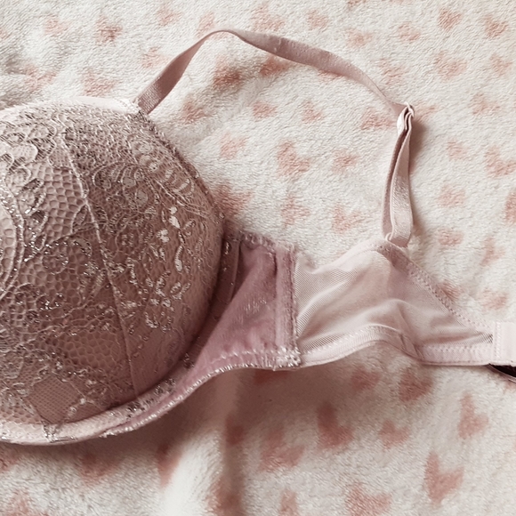 34C Victoria's Secret Bombshell Plunge - Picture 6 of 7